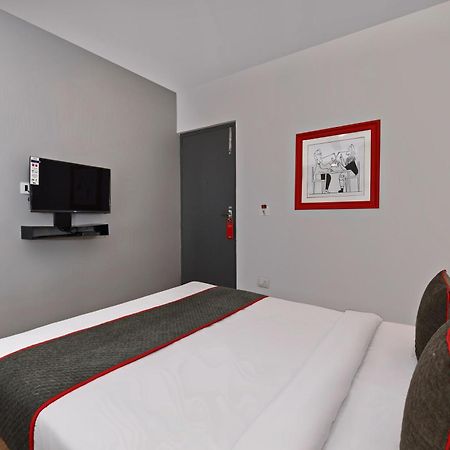 Townhouse Function Inn Near Chaudhary Charan Singh International Airport Лакхнау Екстер'єр фото