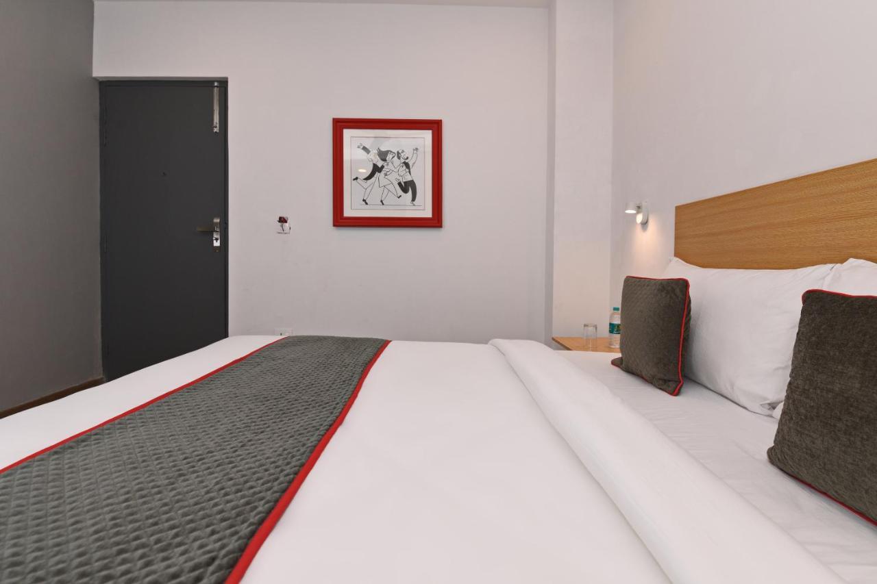 Townhouse Function Inn Near Chaudhary Charan Singh International Airport Лакхнау Екстер'єр фото